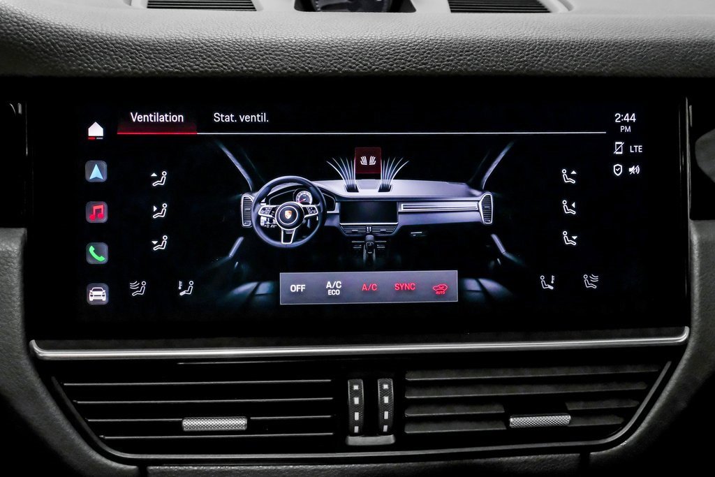 Used 2023 Porsche Cayenne image 31