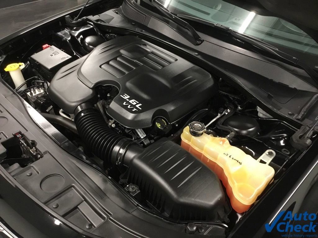 Used 2013 Chrysler 300 AWD w/ Driver Convenience Group image 43
