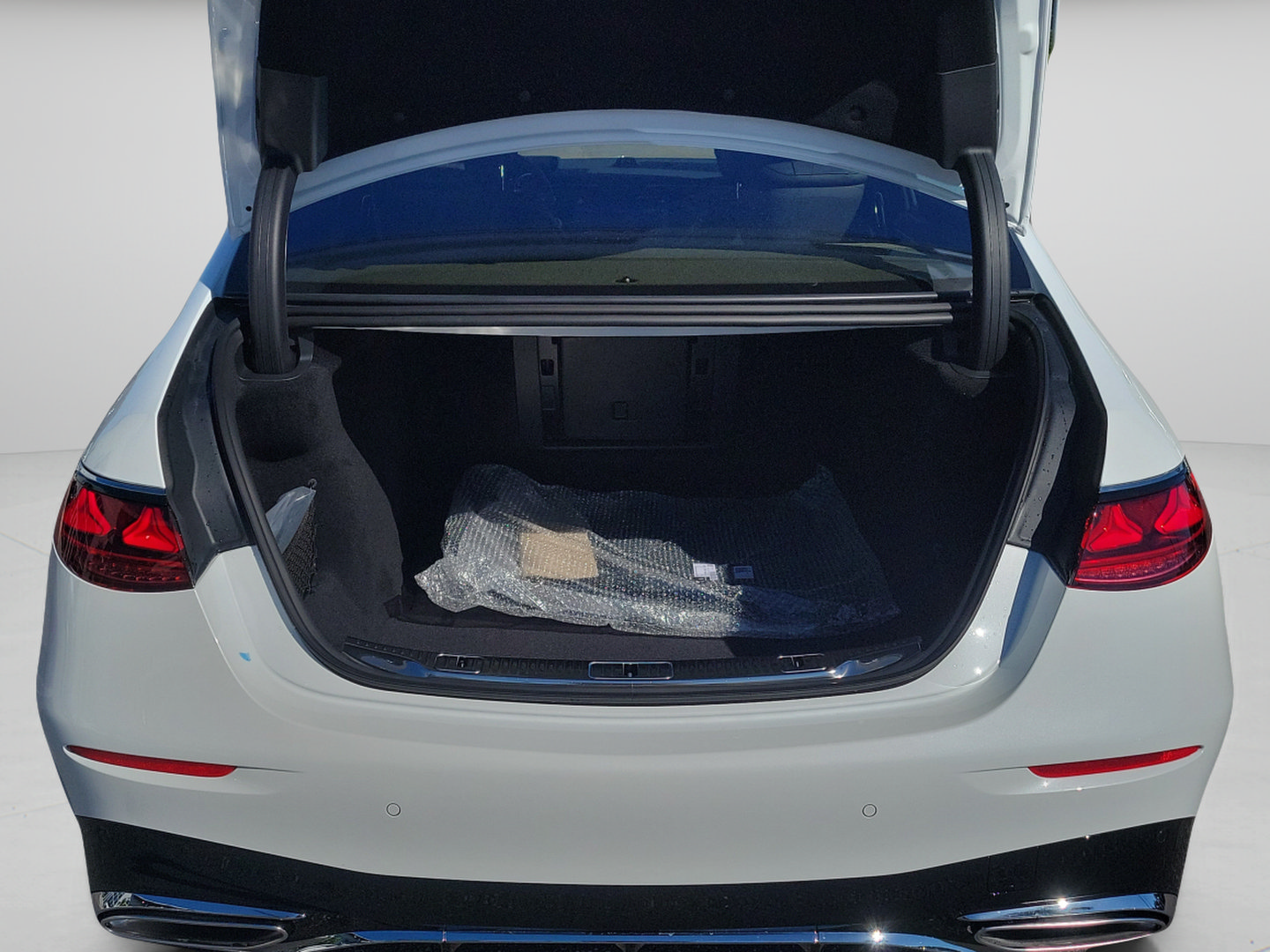 New 2027 Mercedes-Benz S 580 4MATIC Sedan image 5