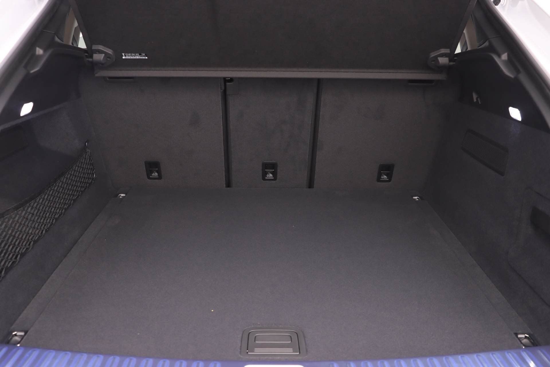 Used 2024 Porsche Cayenne Coupe image 24