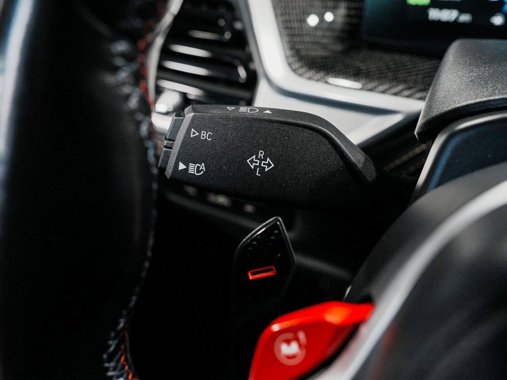 Used 2024 BMW X6 M Competition w/ Executive Package image 23