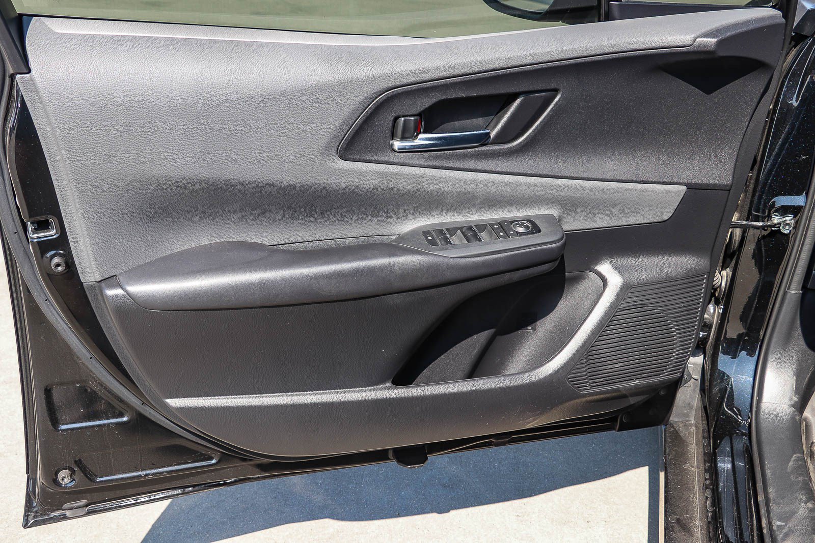 Certified 2024 Toyota Prius XLE FWD image 21