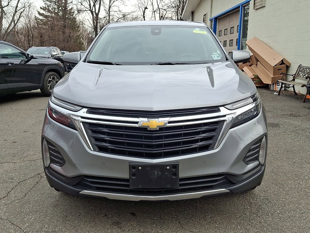 Used 2024 Chevrolet Equinox LT w/ LPO, Floor Liner Package image 3