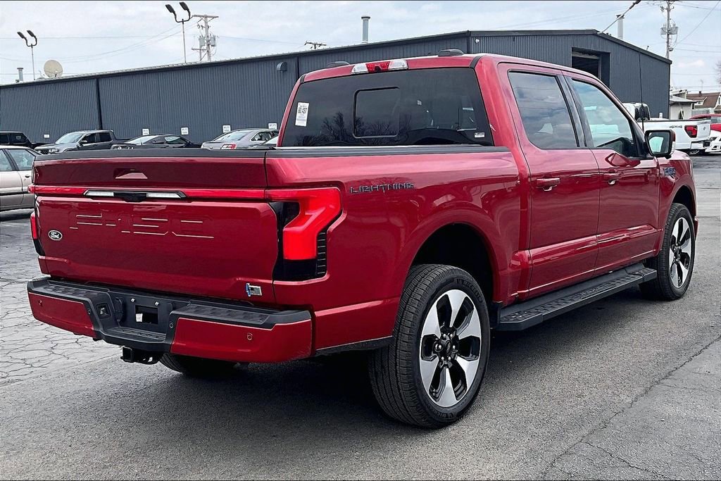 Used 2025 Ford F150 Lightning Platinum image 9