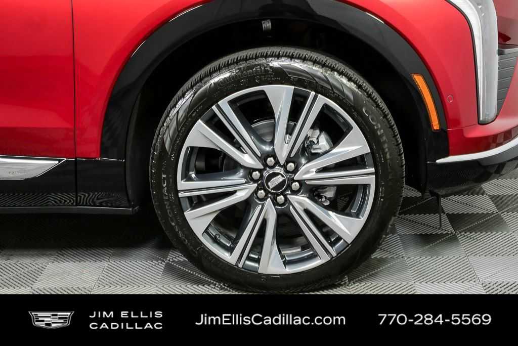 New 2026 Cadillac Optiq Luxury 2 w/ LPO, Floor Liner Package RWD image 39