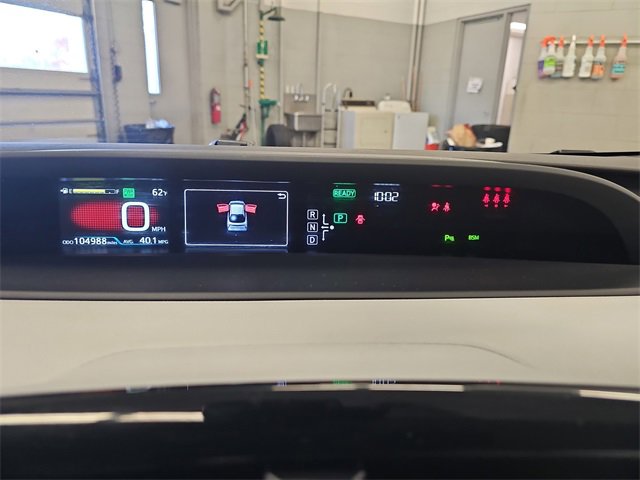 Used 2017 Toyota Prius Three image 19