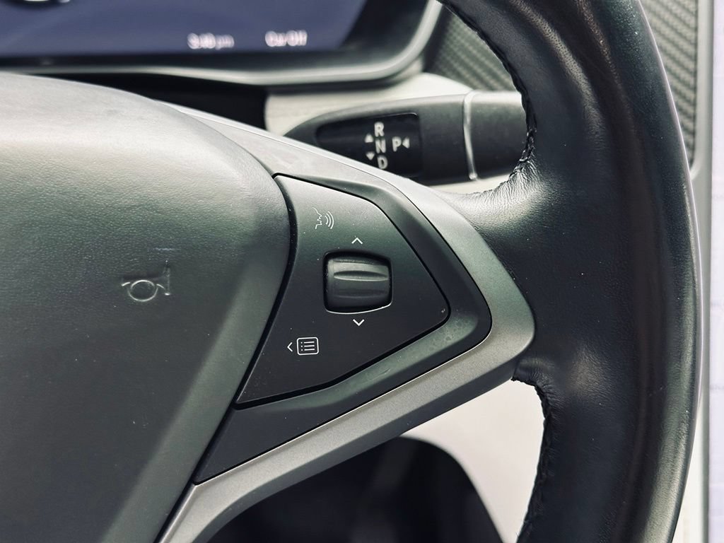 Used 2018 Tesla Model X 75D AWD/4WD image 33