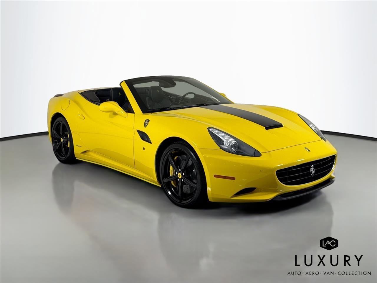 Used 2014 Ferrari California image 3