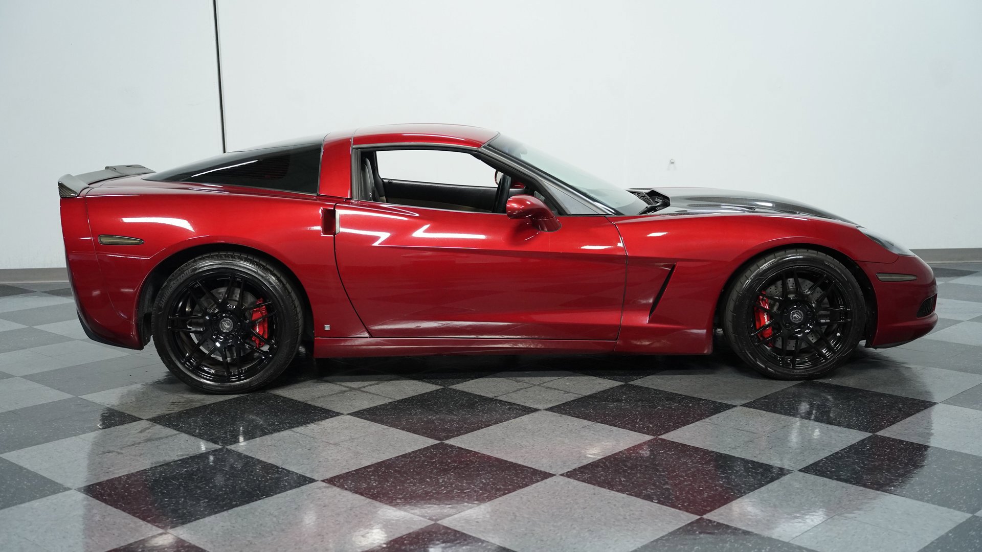Used 2008 Chevrolet Corvette Coupe w/ Preferred Equipment Group image 12