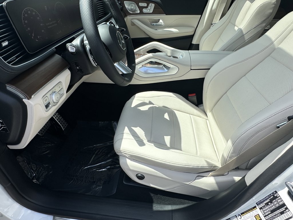 New 2026 Mercedes-Benz GLS 450 4MATIC image 10