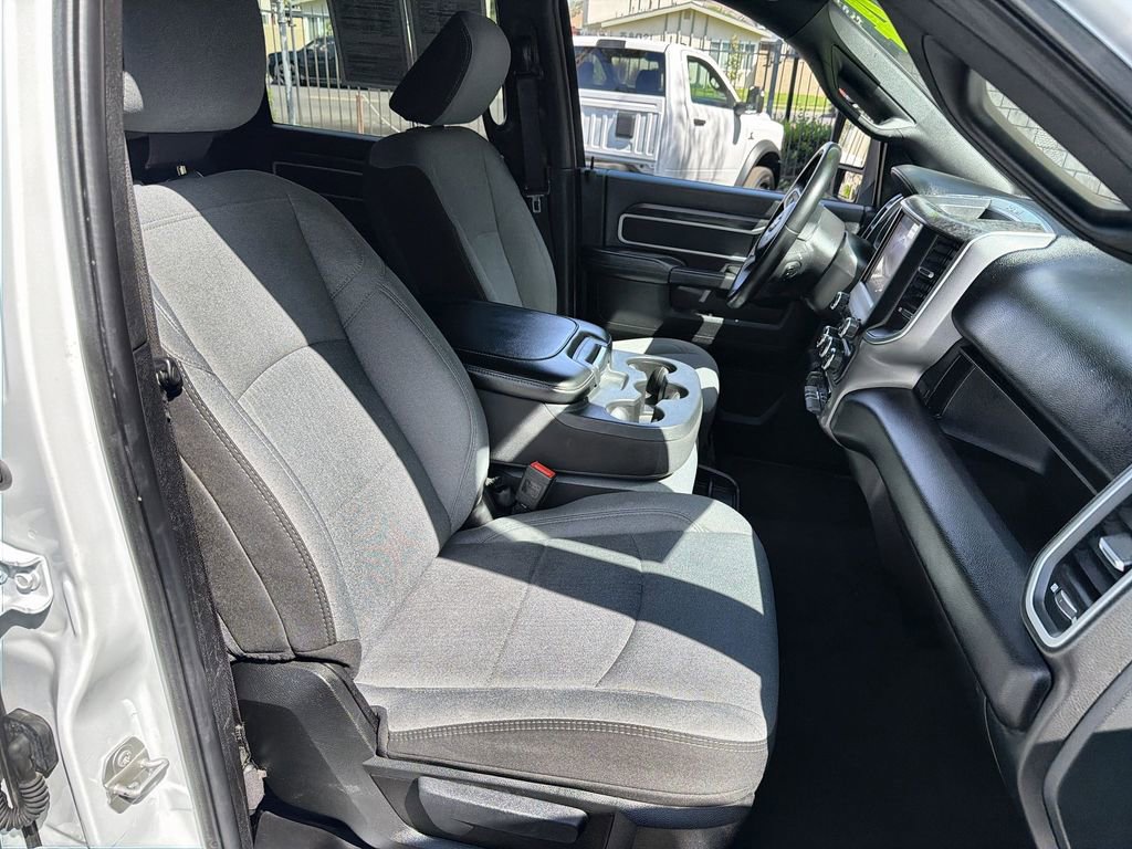 Used 2024 RAM 2500 Big Horn image 24