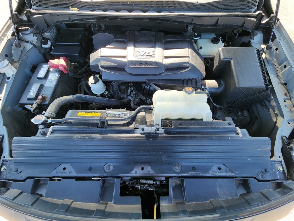 Used 2021 Nissan Titan PRO-4X w/ Pro-4x Convenience Package AWD/4WD image 23