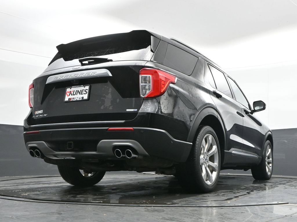 Used 2020 Ford Explorer Platinum w/ Premium Technology Package image 23