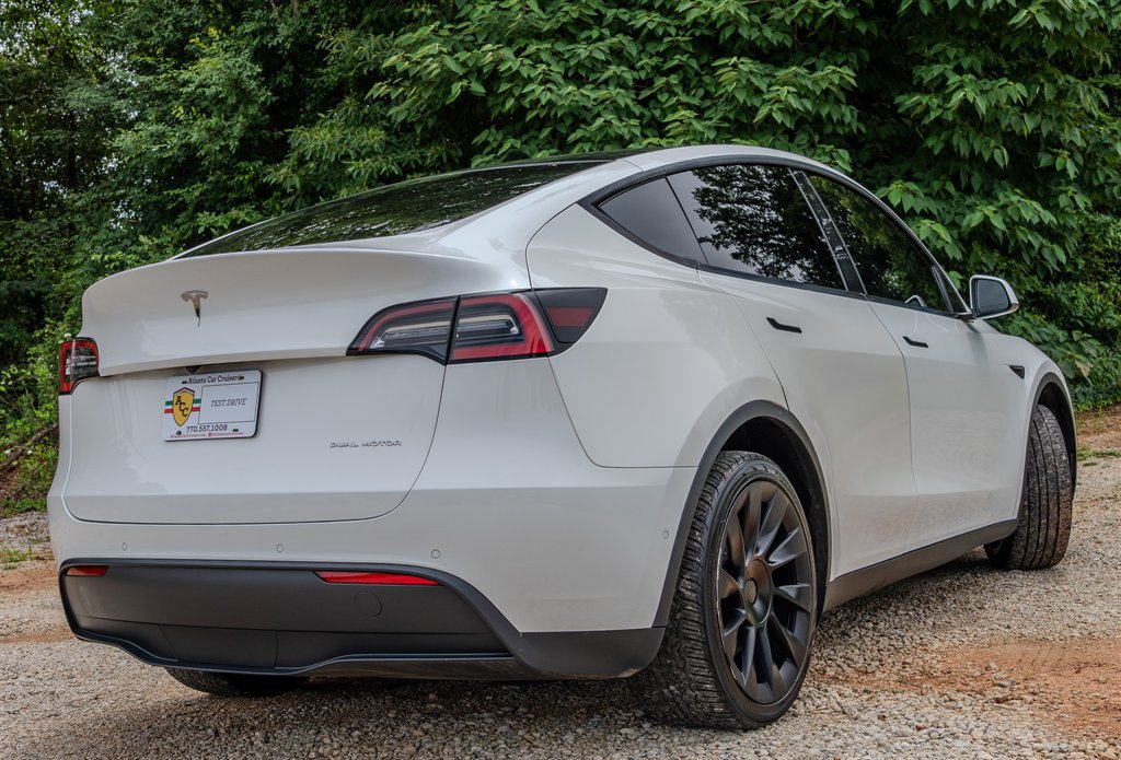 Used 2021 Tesla Model Y Long Range AWD/4WD image 5