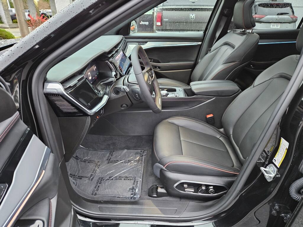 Used 2024 Jeep Wagoneer Launch Edition image 14