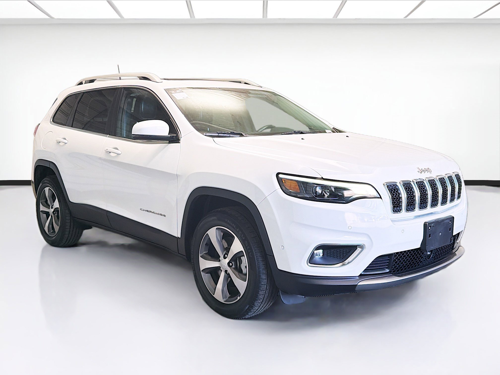 Used 2021 Jeep Cherokee Limited image 3