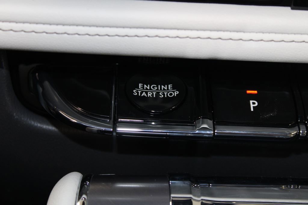 New 2026 Lincoln Aviator 2WD image 44