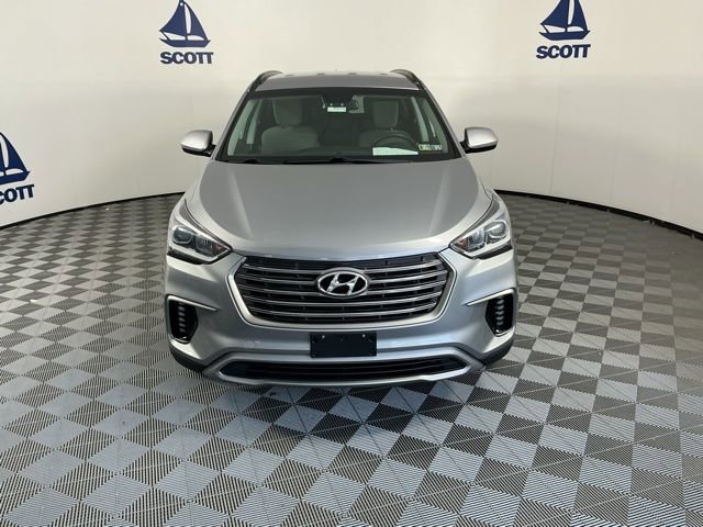 Used 2017 Hyundai Santa Fe SE image 2