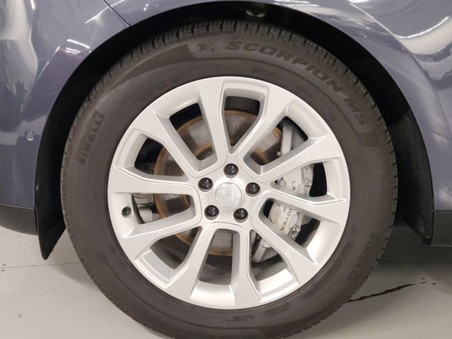 Used 2025 Land Rover Range Rover Sport SE image 8