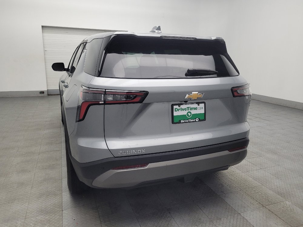 Used 2025 Chevrolet Equinox LT image 6