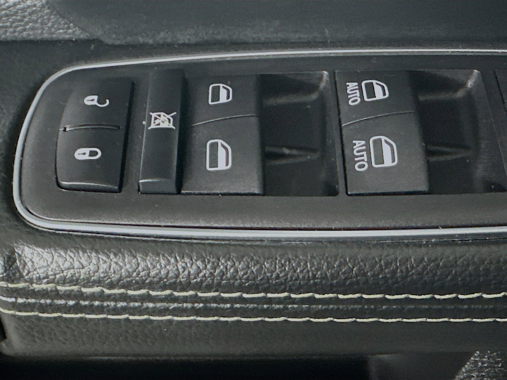 Used 2024 RAM 2500 Big Horn w/ Bed Utility Group image 14