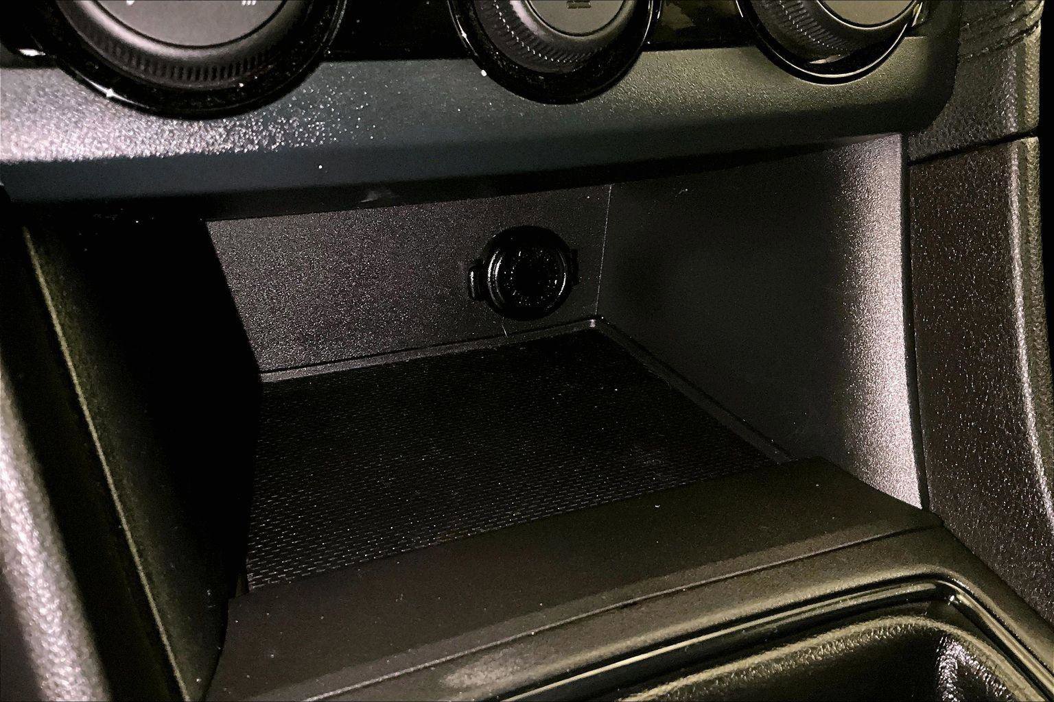 Used 2018 Subaru Crosstrek 2.0i Premium image 31