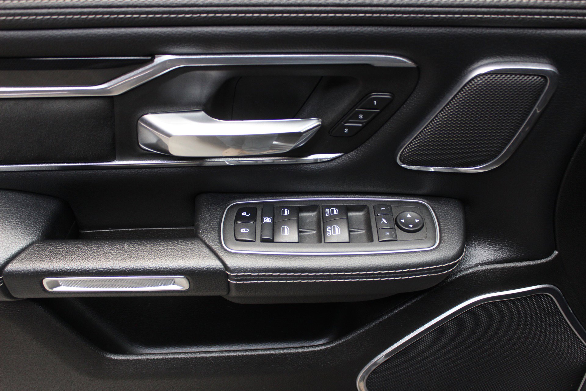 Used 2022 RAM 1500 Laramie image 57