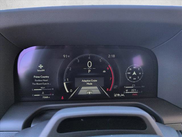 Used 2025 Lexus GX 550 w/ Accessory Package (2T) image 13