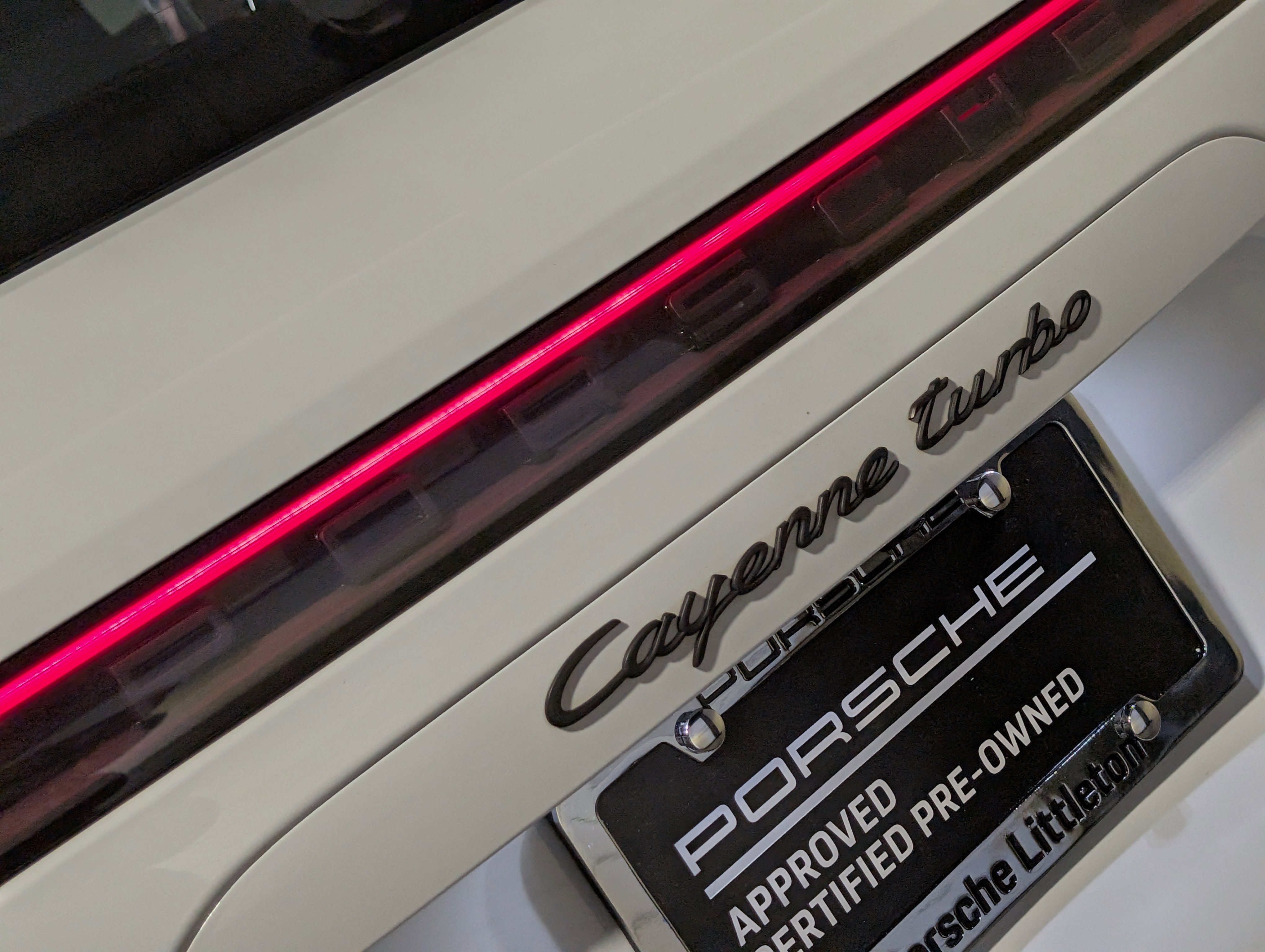 Certified 2022 Porsche Cayenne Turbo image 14