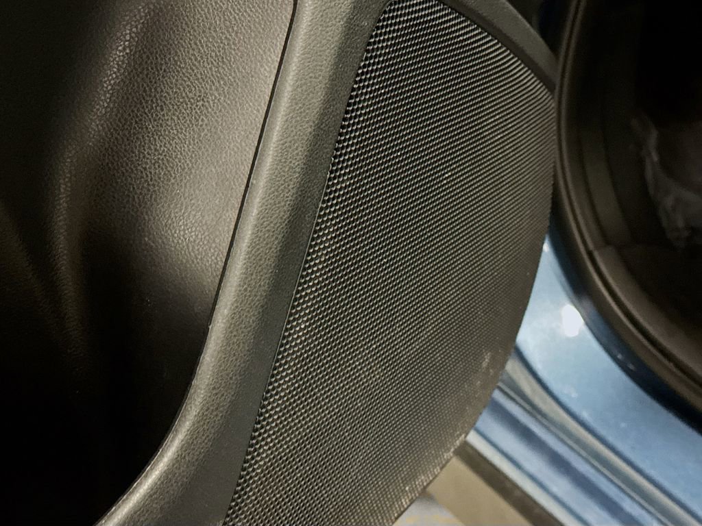 Used 2021 Subaru Crosstrek 2.0i Premium w/ Moonroof Package image 22