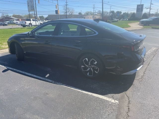 Used 2025 Hyundai Sonata SEL image 3