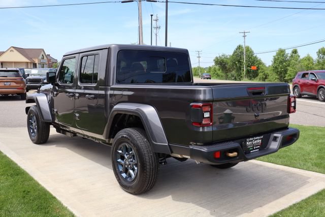 New 2026 Jeep Gladiator Sport AWD/4WD image 35