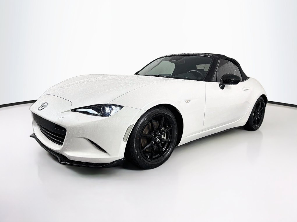 Used 2025 MAZDA MX-5 Miata Club RWD image 3