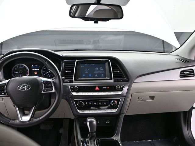 Used 2018 Hyundai Sonata SEL image 15