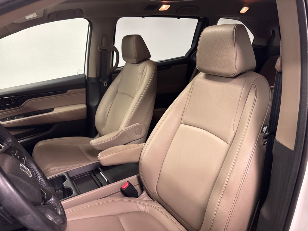 Used 2021 Honda Odyssey Touring image 25