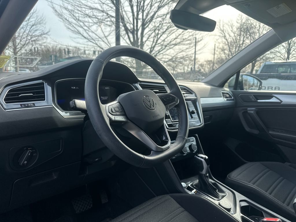 Used 2024 Volkswagen Tiguan S image 6