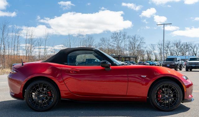 Used 2016 MAZDA MX-5 Miata Club w/ Brembo/BBS Package image 5