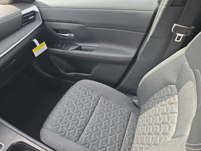 New 2026 Nissan Kicks SV w/ SV Premium Package FWD image 17