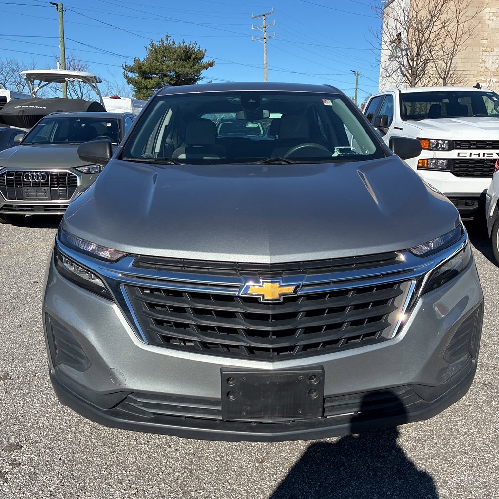 Used 2023 Chevrolet Equinox LS image 3