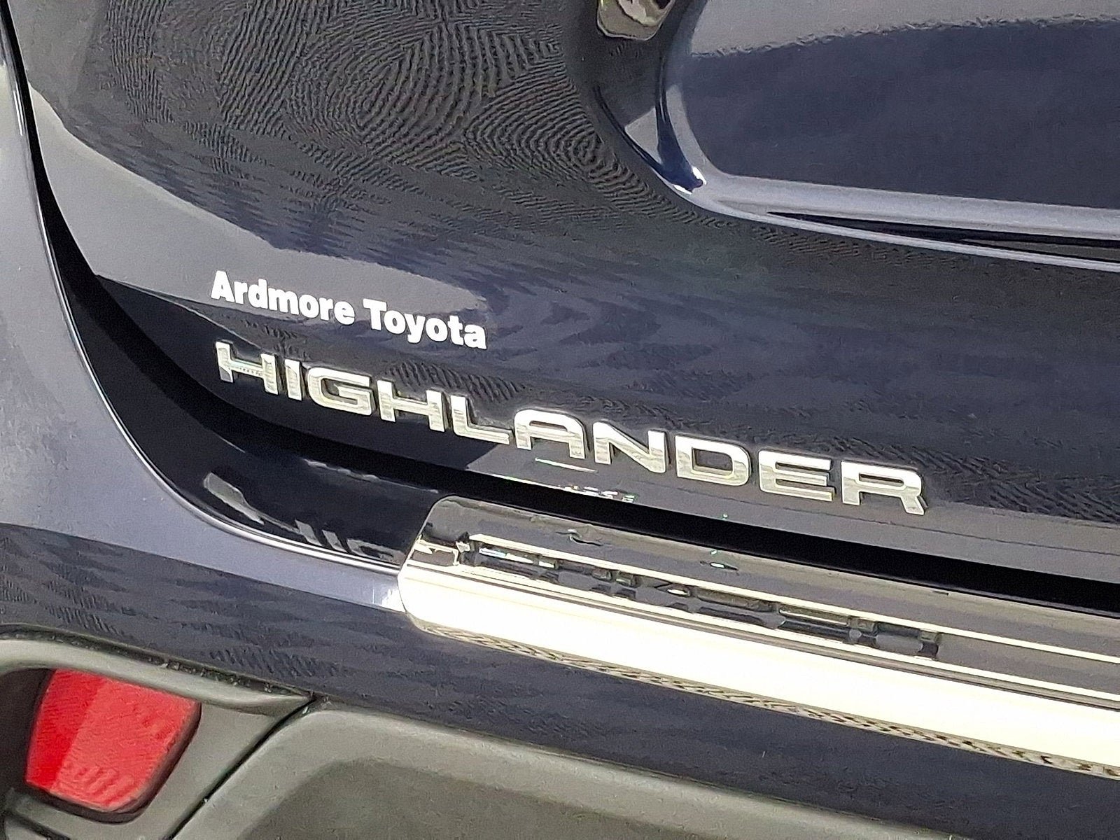 Used 2022 Toyota Highlander XLE image 24