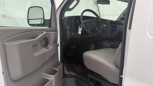 New 2026 Chevrolet Express 2500 w/ Driver Convenience Package RWD image 25