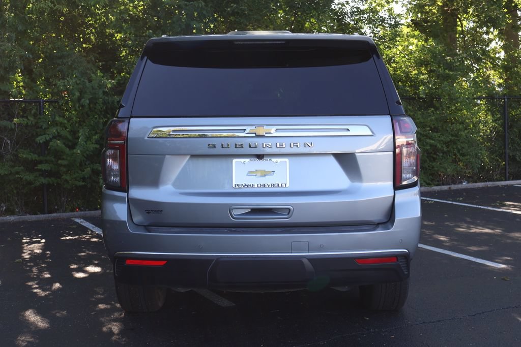 Used 2024 Chevrolet Suburban LS w/ Driver Alert Package AWD/4WD image 8