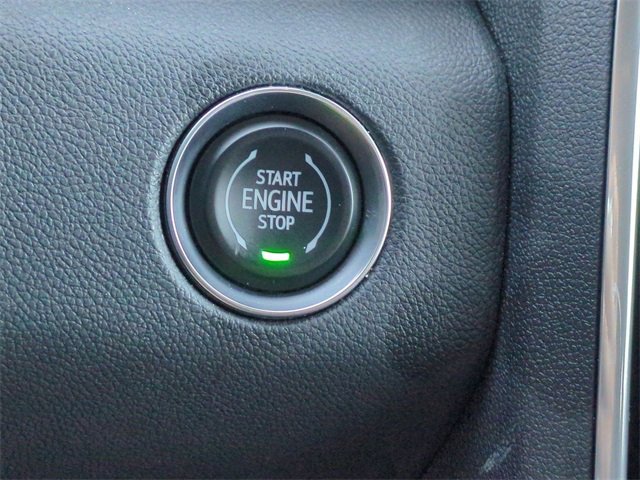 Used 2025 GMC Acadia Elevation image 25