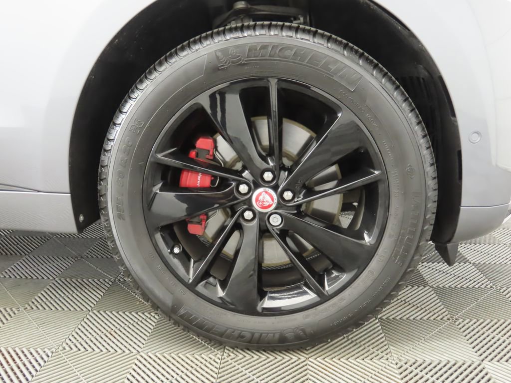 Used 2021 Jaguar F-PACE R-Dynamic S image 31