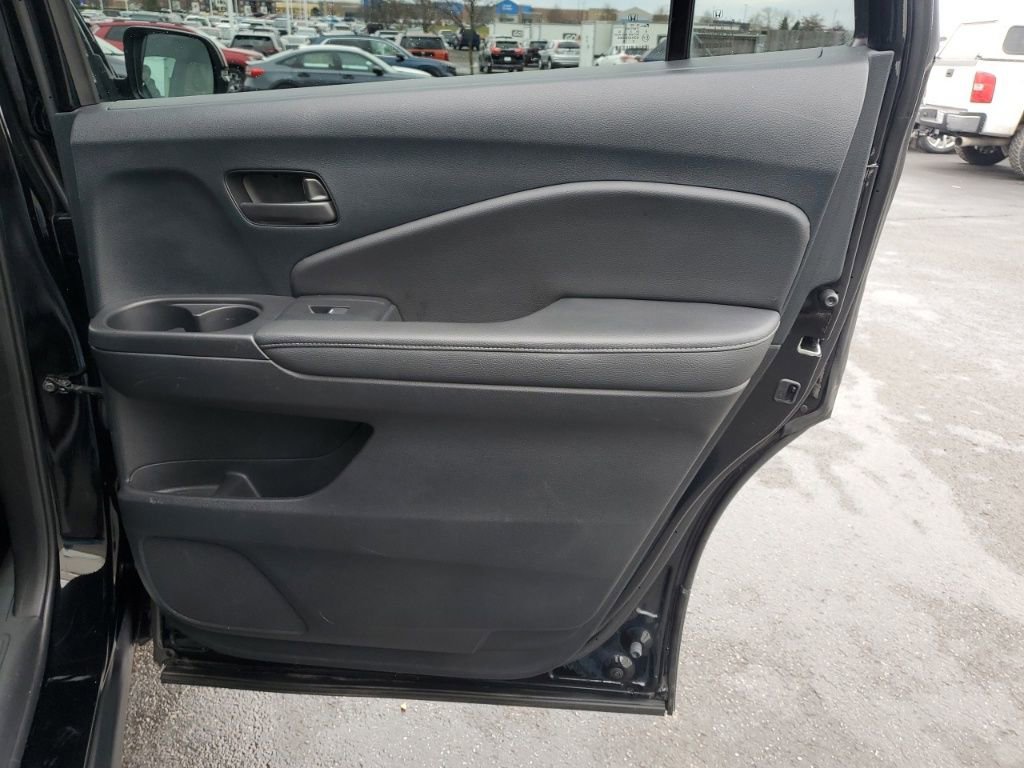 Used 2023 Honda Passport EX-L image 30