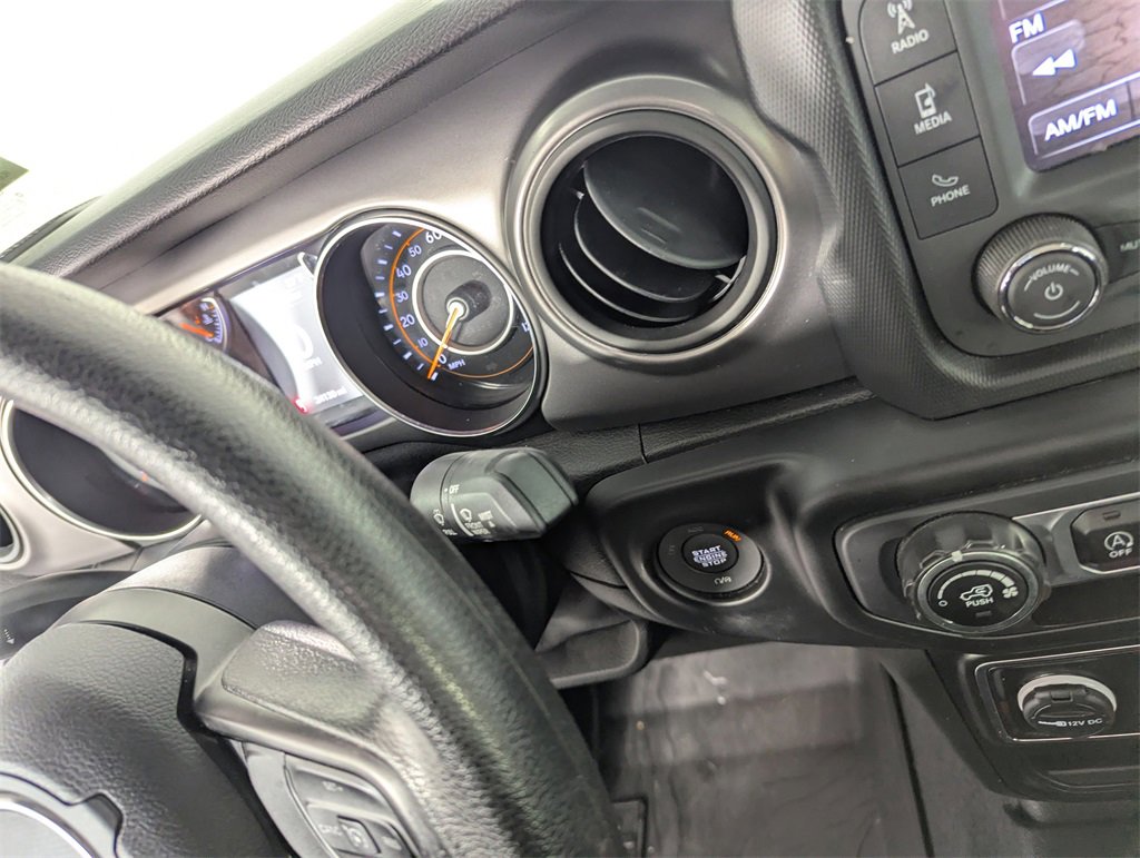 Used 2021 Jeep Gladiator Sport image 23