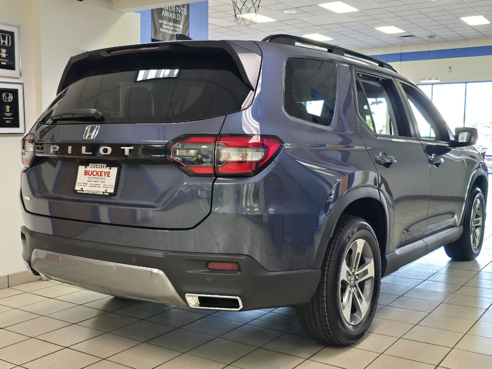 New 2026 Honda Pilot EX-L image 7