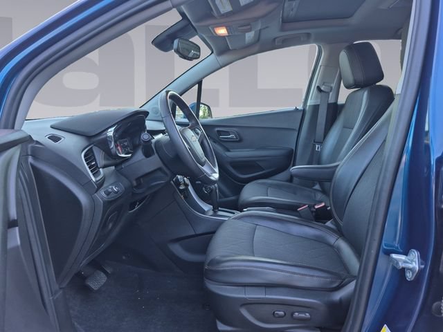 Certified 2020 Chevrolet Trax LT w/ Sun & Sound Package AWD/4WD image 10