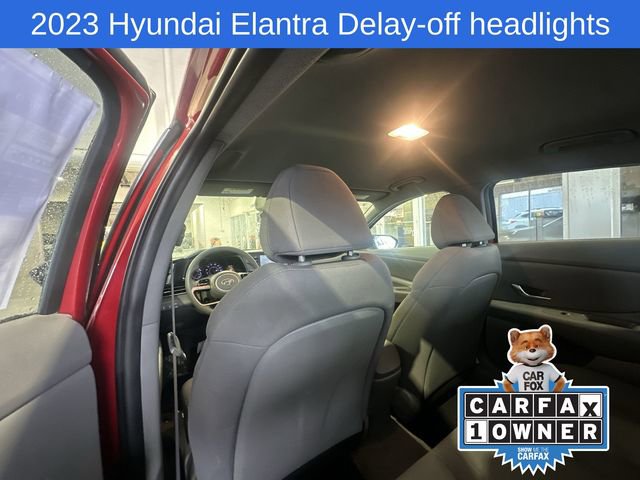 Used 2023 Hyundai Elantra SE image 22