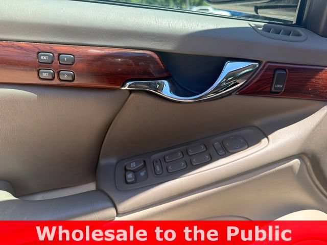 Used 2000 Cadillac De Ville w/ Comfort/Convenience Pkg FWD image 13